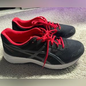 ASICS size 9 low top sneaker